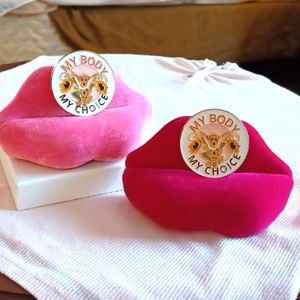 Beautiful metal Statement Jewelry